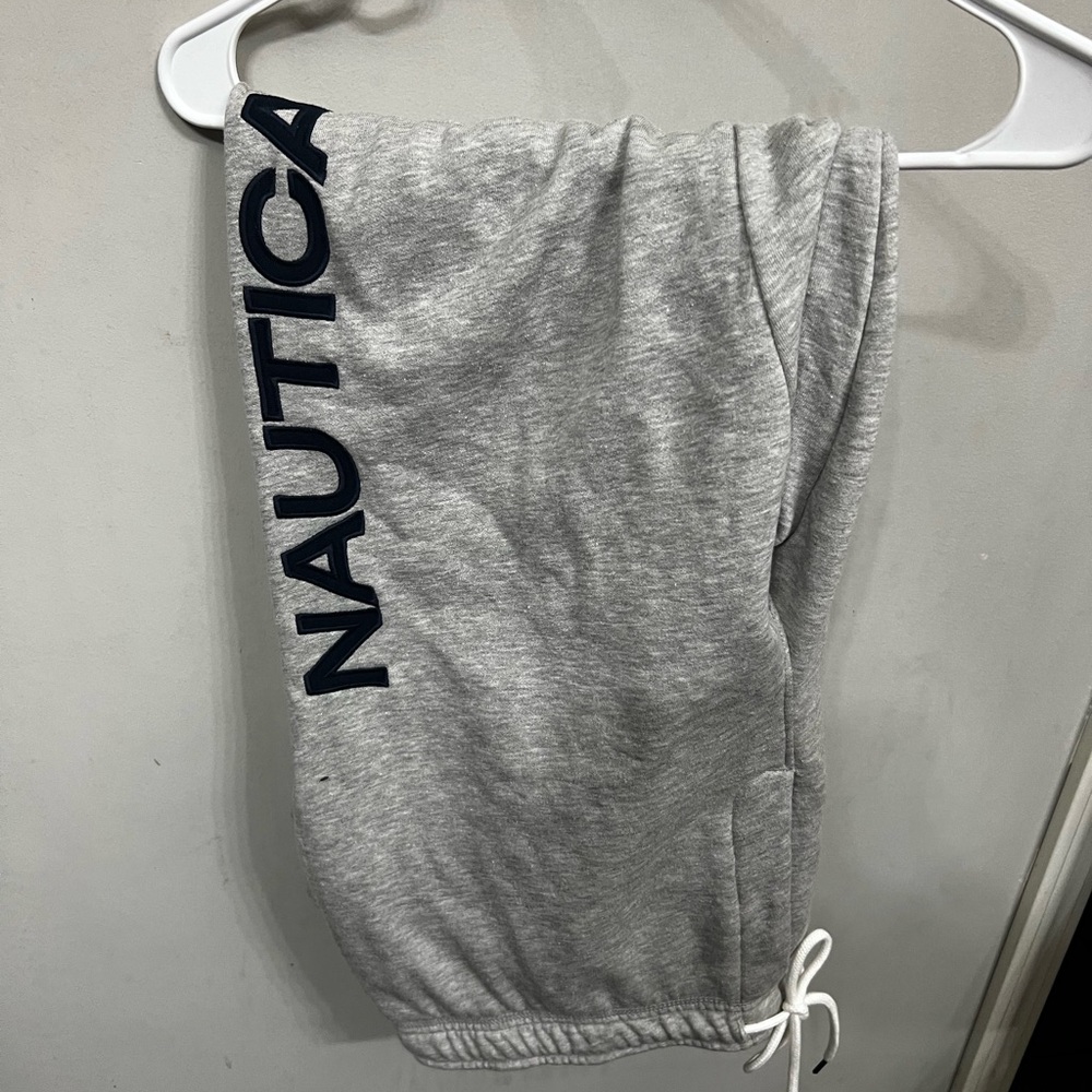 Nautica Light Gray Jogger Sweatpants with Navy Logo